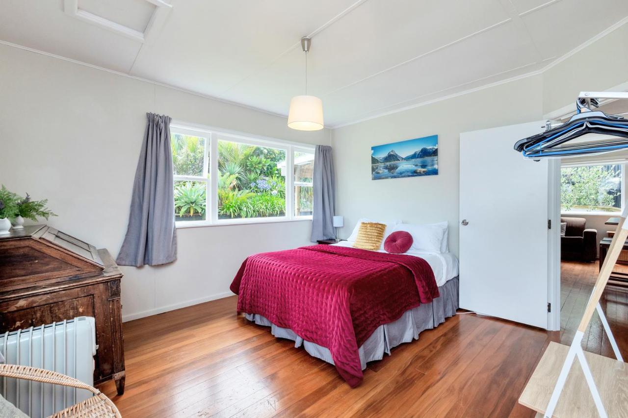 Sunny & Cozy Home Near Western Springs Auckland Exterior photo