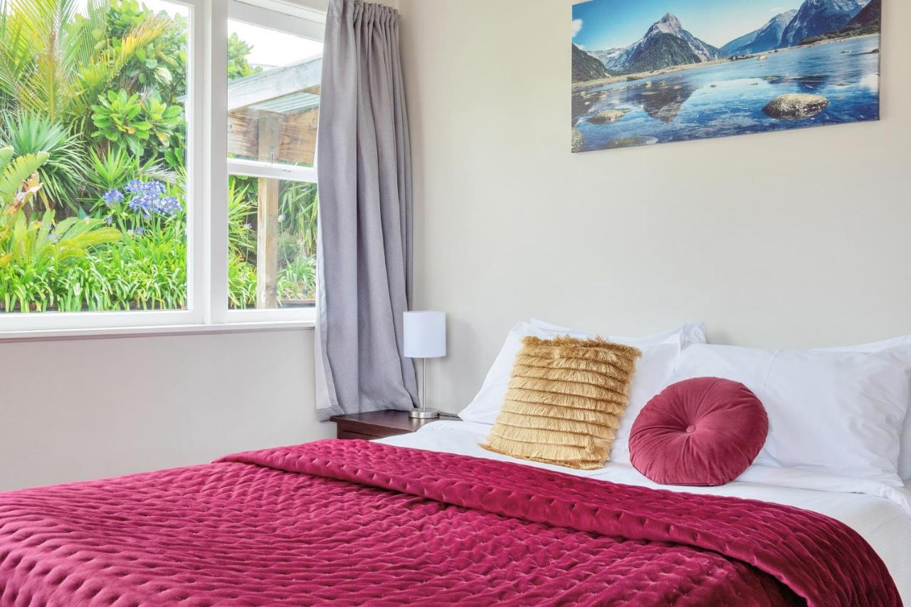 Sunny & Cozy Home Near Western Springs Auckland Exterior photo