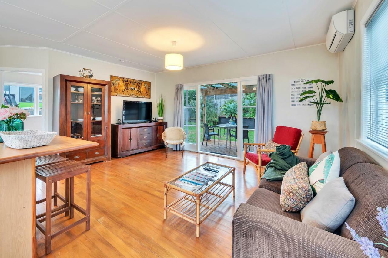 Sunny & Cozy Home Near Western Springs Auckland Exterior photo